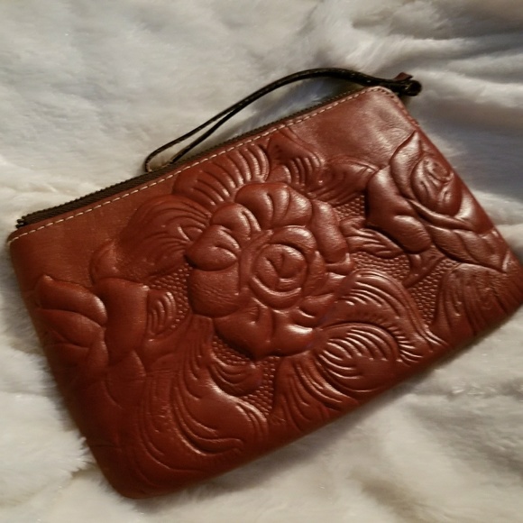 Patricia Nash Handbags - Patricia Nash NWT Leather wristlet